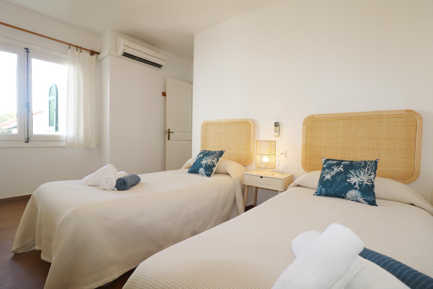 Villa Las Marinas - 2 Encantadora Villa Con Piscina A 5 Min De La Playa Ареналь-д'ен-Кастель Екстер'єр фото